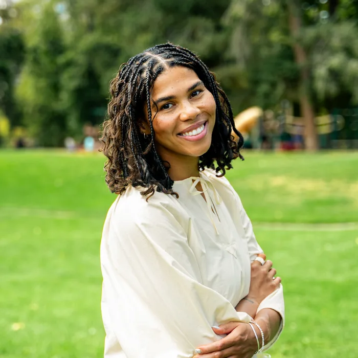 Patrece Hodge smiling in a Denver park